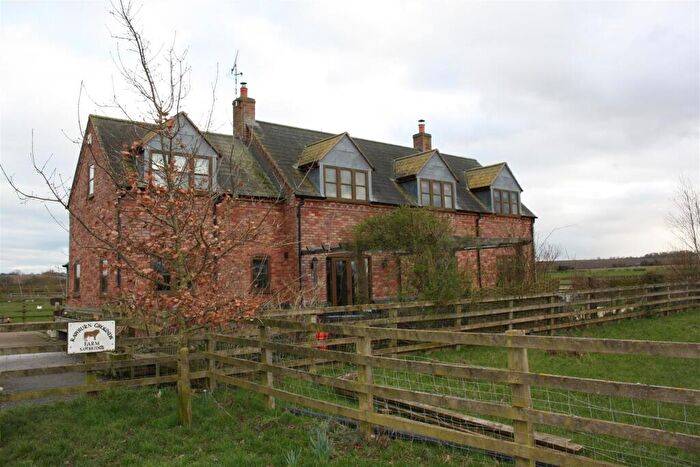 5 Bedroom Farm House To Rent In Sawbridge, CV23