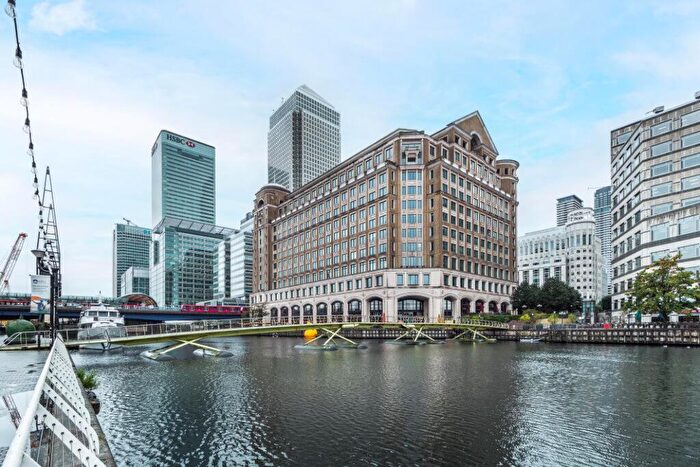 1 Bedroom Flat To Rent In Port East Apartments, Hertsmere Road, E14