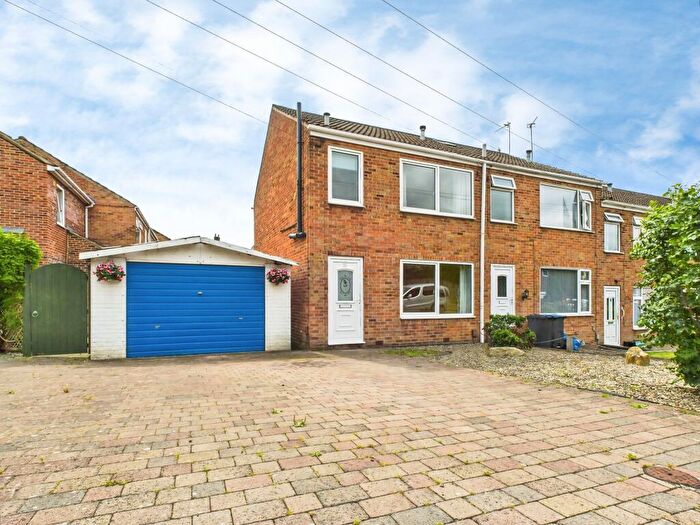 3 Bedroom Semi Detached House To Rent In Park House Green, Harrogate, HG1