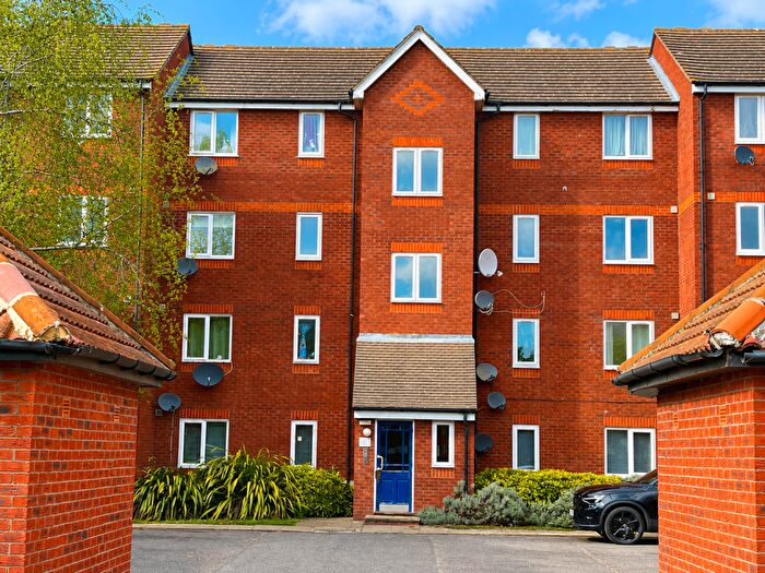 2 Bedroom Flat For Sale In Flat, Tideside Court, Harlinger Street, London, SE18