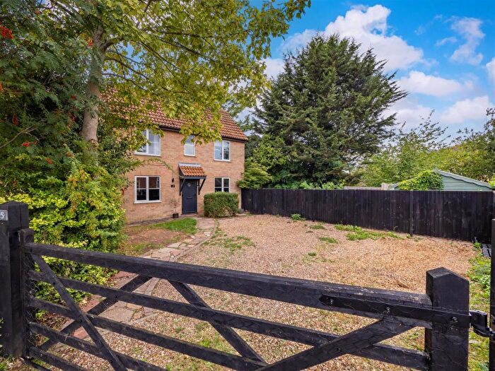 3 Bedroom Detached House For Sale In Stylman Road, Norwich, NR5
