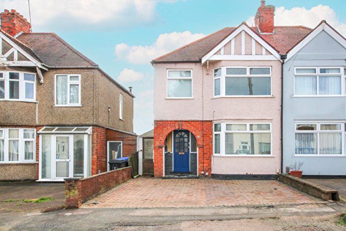 3 Bedroom Semi Detached House For Sale In Whitehills Way, Kingsthorpe, Northampton, NN2