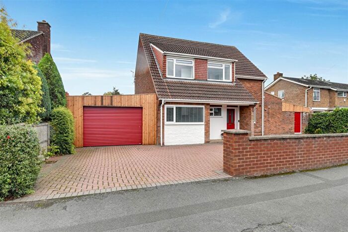 4 Bedroom Detached House For Sale In Rothbury Road, Scunthorpe, DN17