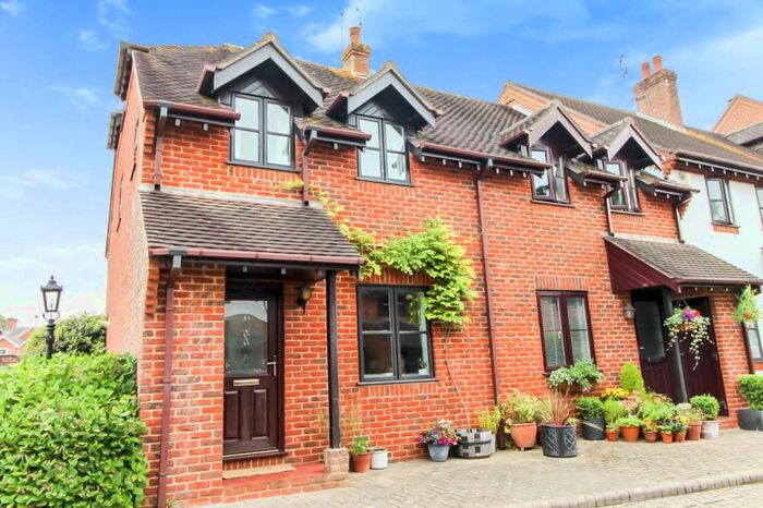 2 Bedroom Terraced House To Rent In Coppercourt Leaze, Wimborne, Dorset, BH21
