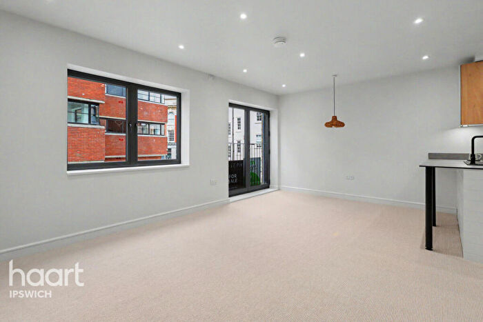 5 Bedroom Town House For Sale In Coytes Gardens, Ipswich, IP1