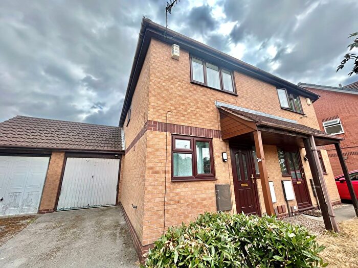 2 Bedroom Property To Rent In Bramble Close, Nottingham, NG6