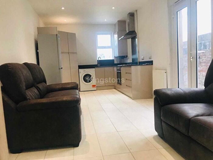 5 Bedroom Terraced House To Rent In Diana Street, Roath, Cardiff, CF24