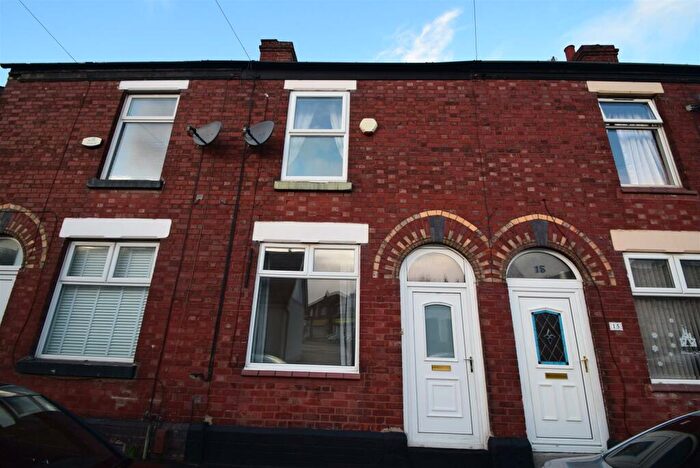 2 Bedroom House To Rent In George Street East, Offerton, Stockport, SK1
