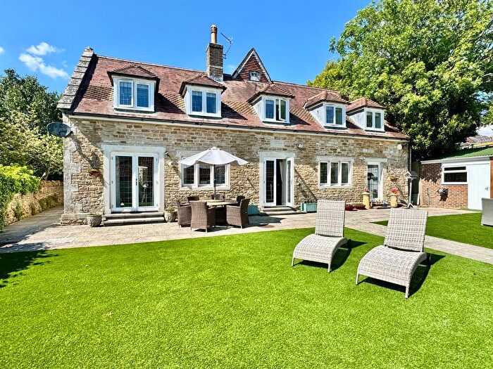 4 Bedroom Detached House For Sale In Preston Road, Preston, Weymouth, DT3