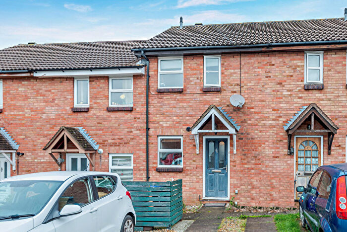 2 Bedroom Terraced House For Sale In Sanderling Close, Letchworth Garden City, SG6