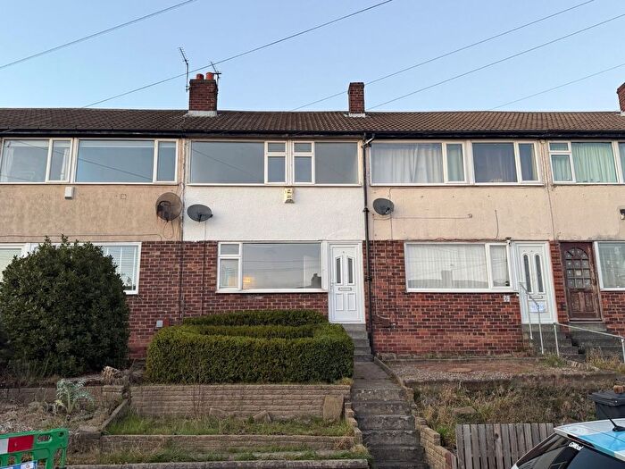 3 Bedroom Terraced House To Rent In Somerdale Walk, Leeds, West Yorkshire, LS13
