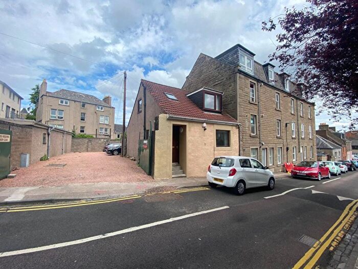 4 Bedroom Property To Rent In Seafield Road, Dundee, DD1