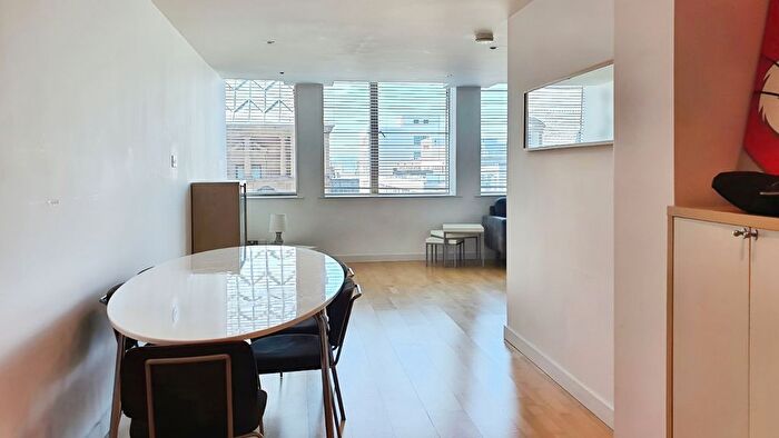 1 Bedroom Flat To Rent In Park Row, Leeds, West Yorkshire, Uk, LS1