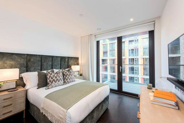 3 Bedroom Flat To Rent In The Residence, , Nine Elms, London, SW11