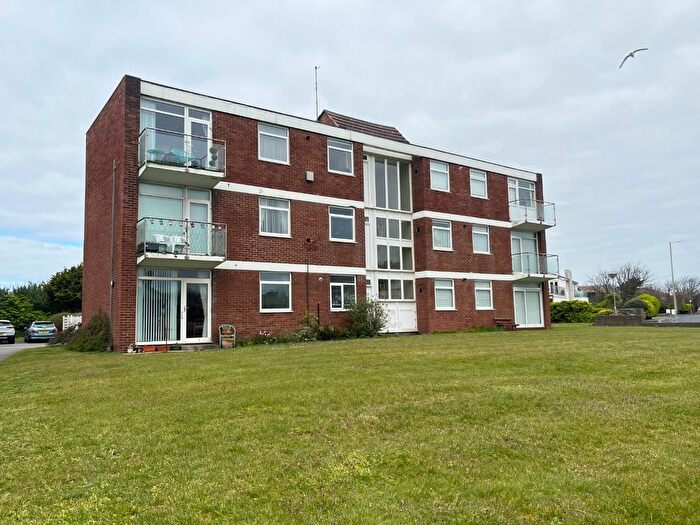 3 Bedroom Flat For Sale In Fountain Court, Crosby, Liverpool, L23