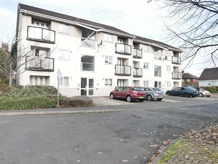 1 Bedroom Flat To Rent In Fellows Park Gardens, Walsall, WS2