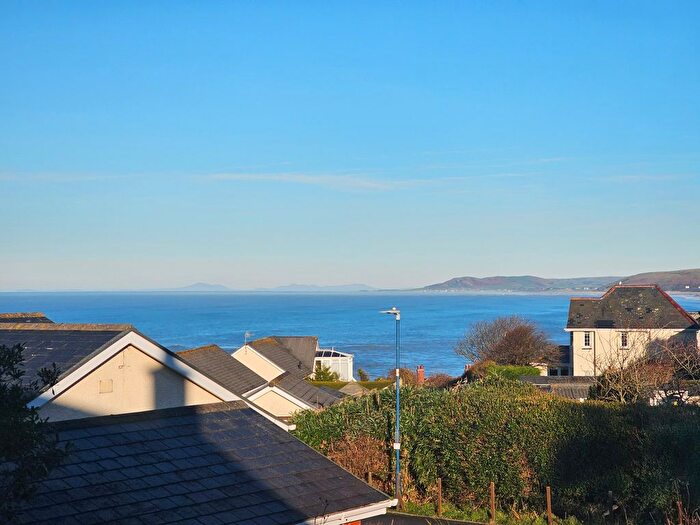 3 Bedroom End Of Terrace House For Sale In Heol Aberwennol, Borth, SY24