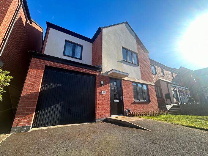 4 Bedroom Property To Rent In Akron Drive, Wolverhampton, WV10