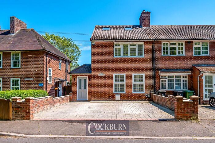 4 Bedroom End Of Terrace House For Sale In Castlecombe Road, Mottingham, SE9