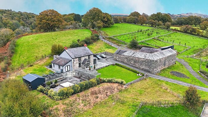 3 Bedroom Farm For Sale In Cwmgiedd, Ystradgynlais, Swansea, City And County Of Swansea., SA9
