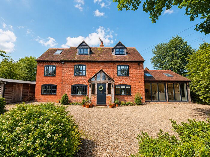 4 Bedroom Detached House For Sale In Hob Lane, Balsall Common, CV7