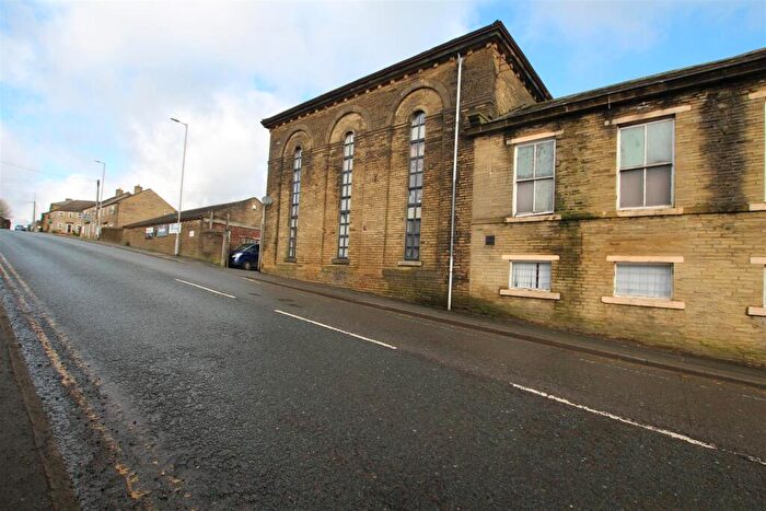 1 Bedroom Apartment To Rent In Albert Road, Queensbury, Bradford, BD13