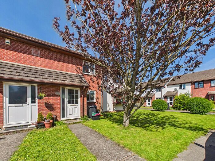 2 Bedroom Terraced House For Sale In Berkeley Close, Stratton, Bude, EX23