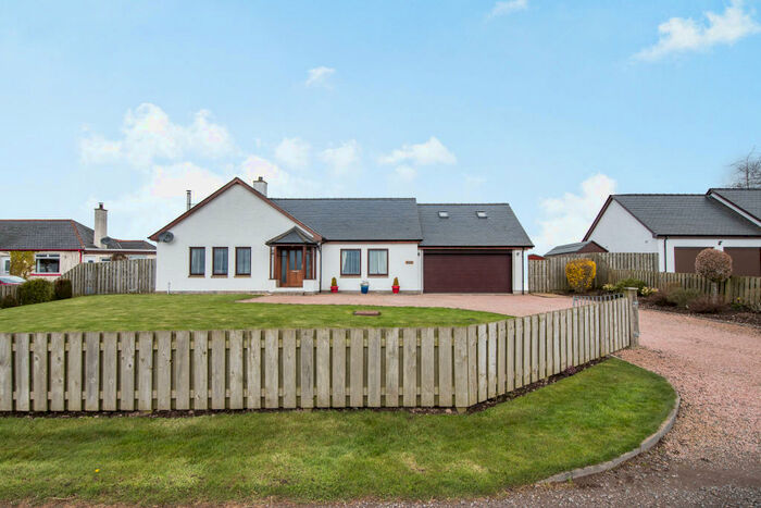 4 Bedroom Detached Bungalow For Sale In West Ballochy, Montrose, DD10
