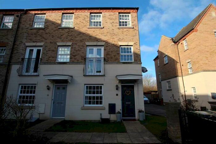 3 Bedroom Town House For Sale In Squirrel Chase, Witham St. Hughs, Lincoln, LN6