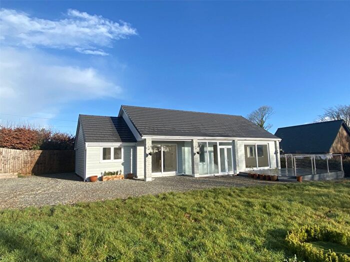 3 Bedroom Detached Bungalow For Sale In Coads Green, Launceston, Cornwall, PL15