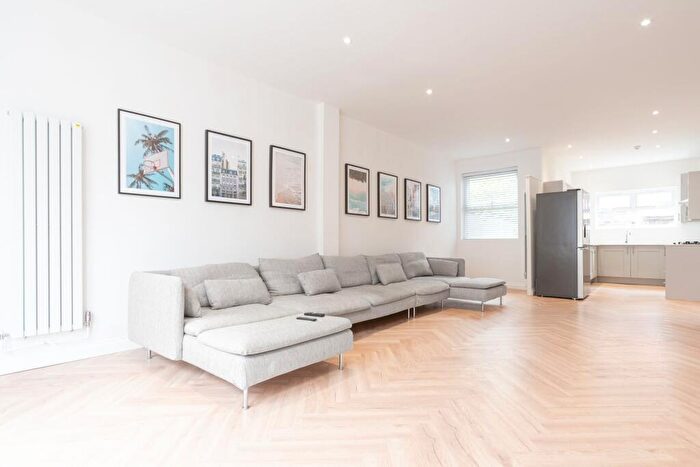 6 Bedroom House To Rent In Egerton Road, Liverpool, L15