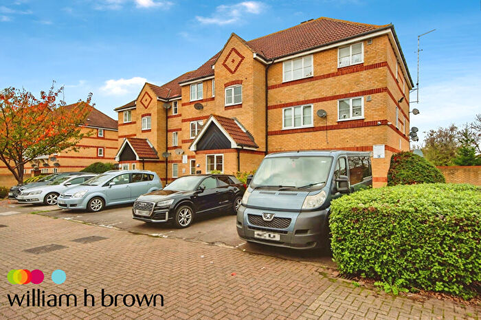 1 Bedroom Flat To Rent In Lewes Close, Grays, Essex, RM17