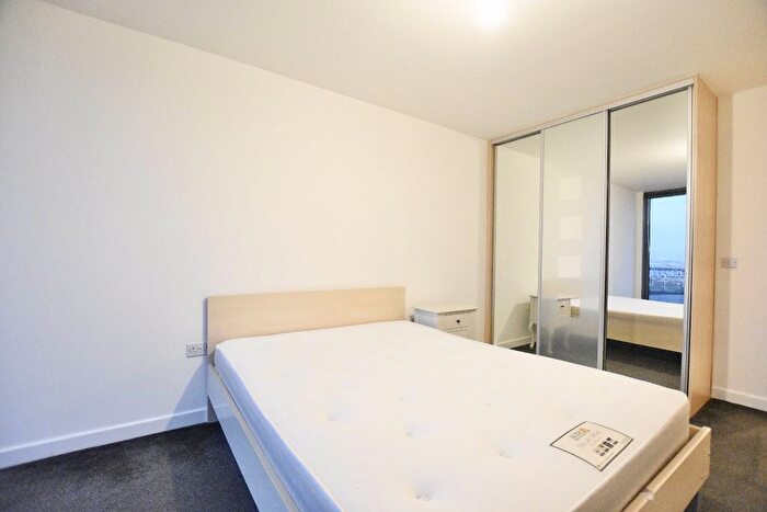 1 Bedroom Flat To Rent In George Hudson Tower, Stratford, E15