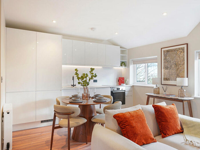 2 Bedroom Apartment For Sale In Trenmar Gardens, London, NW10
