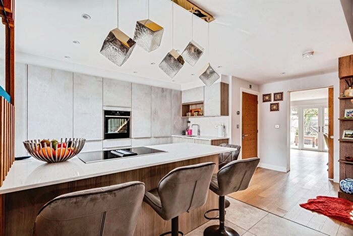 3 Bedroom End Of Terrace House For Sale In Habitat Way, Wallingford, OX10