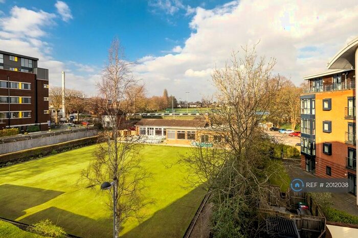 1 Bedroom Flat To Rent In Saints House, Solihull, B91