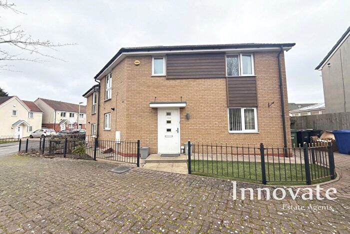 3 Bedroom Semi Detached House To Rent In Priory Road, Dudley, DY1