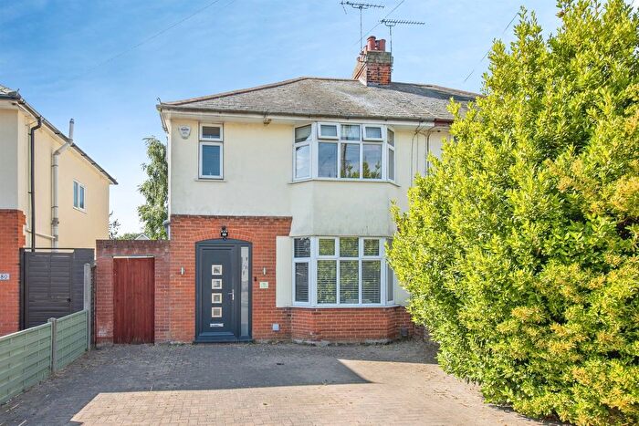 3 Bedroom Semi Detached House For Sale In Goring Road, Ipswich, IP4