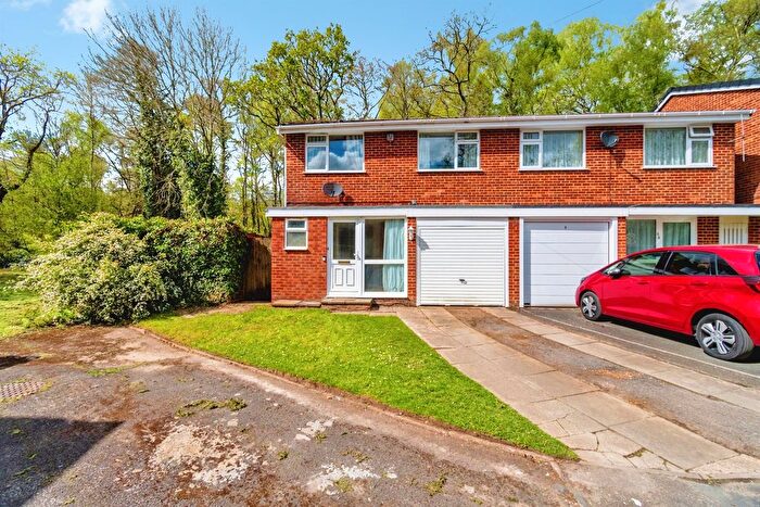 3 Bedroom Semi Detached House For Sale In Flexford Close, Chandler's Ford, Eastleigh, SO53