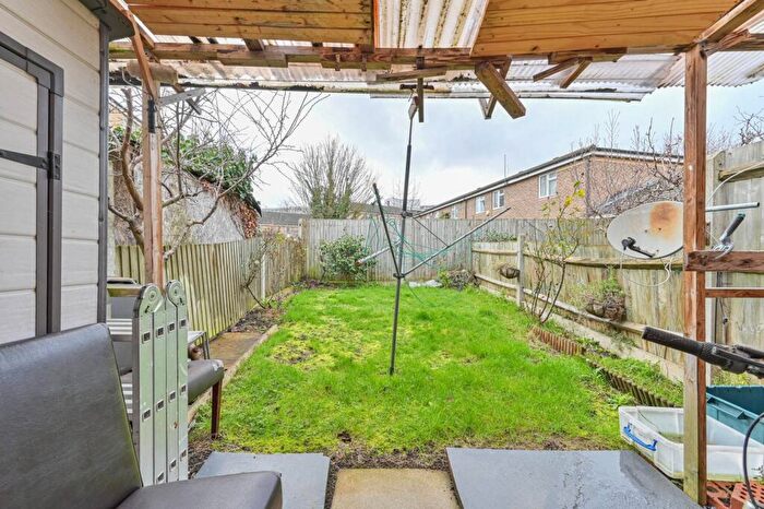2 Bedroom Terraced House For Sale In Chandler Way, Peckham, London, SE15