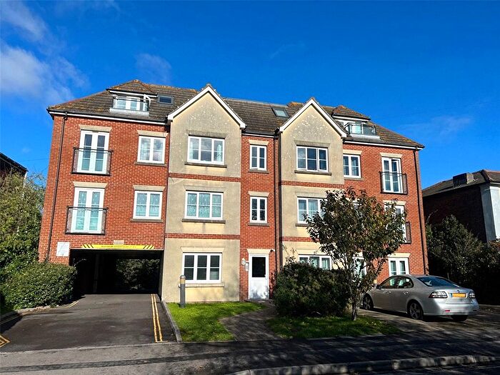 2 Bedroom Flat To Rent In Paynes Road, Southampton, SO15