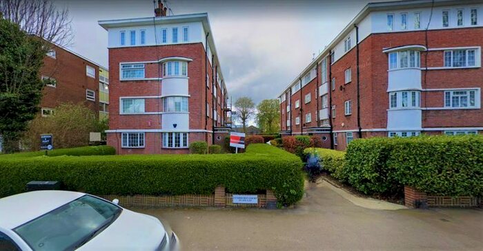 1 Bedroom Flat To Rent In Churchfields, London, E18