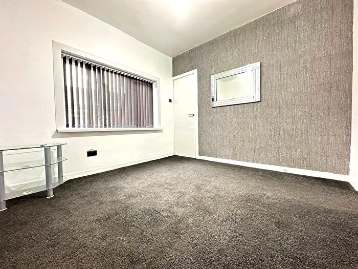 1 Bedroom Flat To Rent In Limbrick, Blackburn, BB1