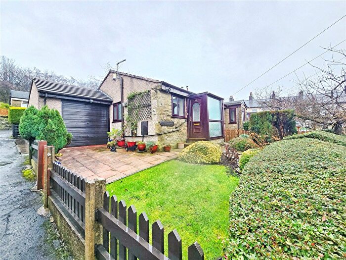 2 Bedroom Bungalow For Sale In Clegg Street, Haslingden, Rossendale, BB4