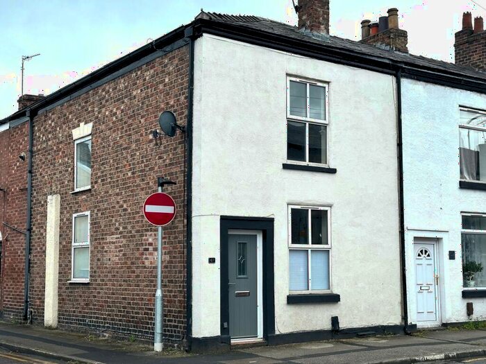 2 Bedroom Terraced House To Rent In Chester Road, Macclesfield, SK11