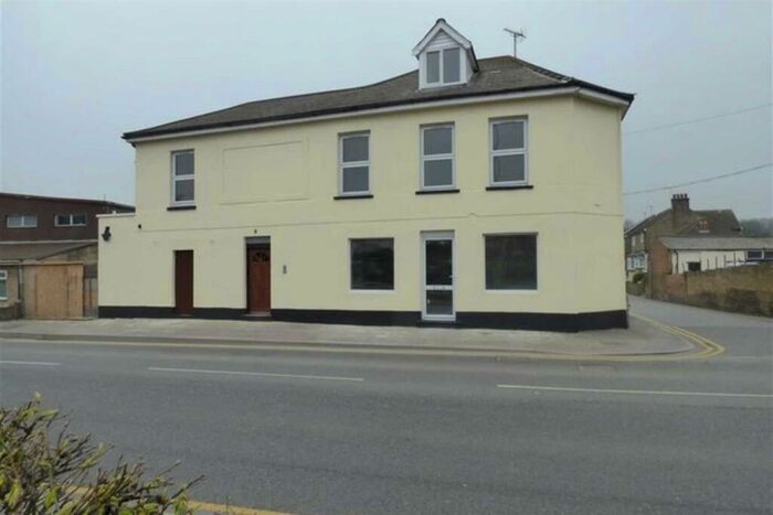 2 Bedroom Apartment To Rent In Alma Place, Strood, Rochester, ME2