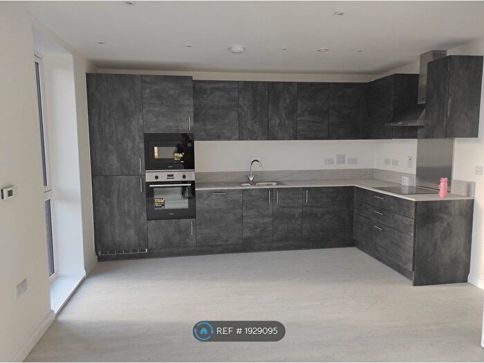 2 Bedroom Flat To Rent In Brewers Square, Dartford, DA1