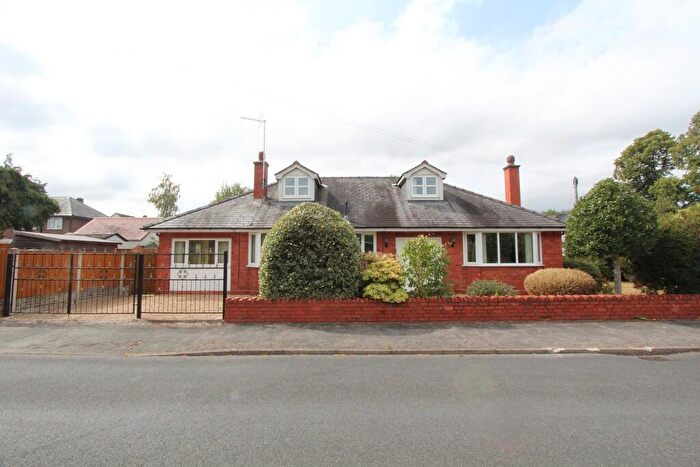 4 Bedroom Detached Bungalow For Sale In Lawson Road, Wrexham, LL12