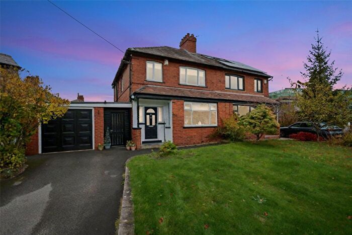 3 Bedroom Semi Detached House For Sale In Lidgett Lane, Roundhay, Leeds, LS8