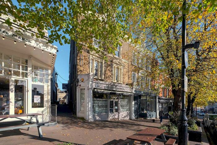 1 Bedroom Flat To Rent In Tranquil Vale, Blackheath SE3